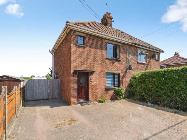 2 bedroom semi detached house for sale
