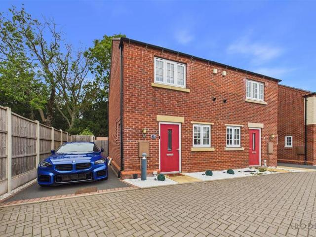 2 bedroom semi detached house for sale