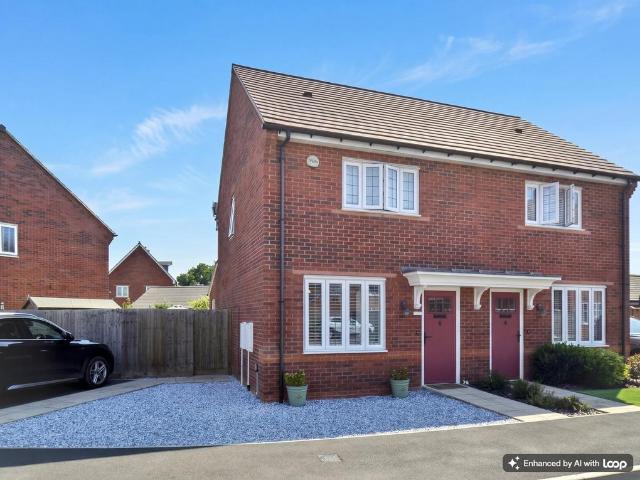 2 bedroom semi detached house for sale