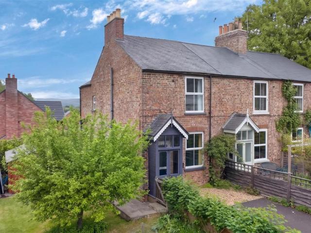2 bedroom semi detached house for sale