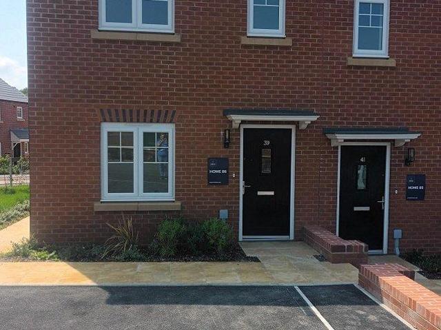 2 bedroom semi detached house for sale