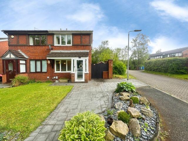 2 bedroom semi detached house for sale