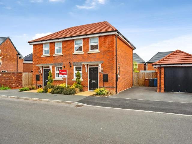 2 bedroom semi detached house for sale