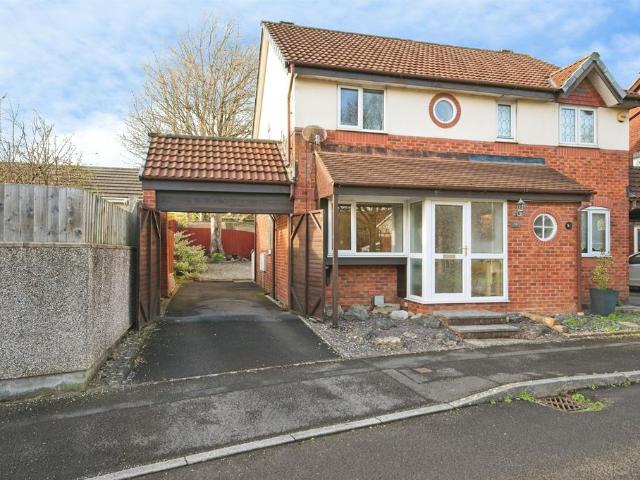 2 bedroom semi detached house for sale