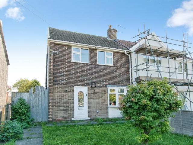 2 bedroom semi detached house for sale