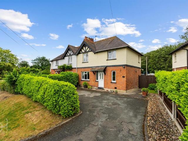 2 bedroom semi detached house for sale