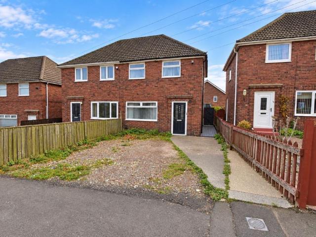 2 bedroom semi detached house for sale