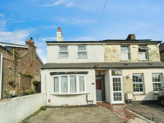 2 bedroom semi detached house for sale