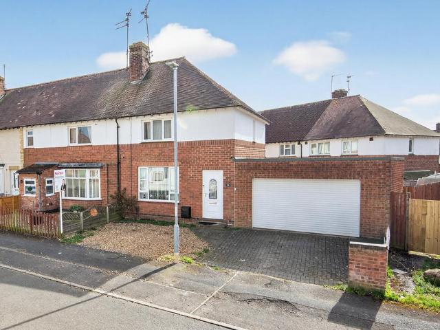 2 bedroom semi detached house for sale