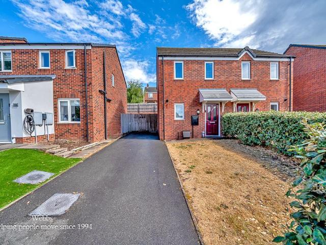 2 bedroom semi detached house for sale