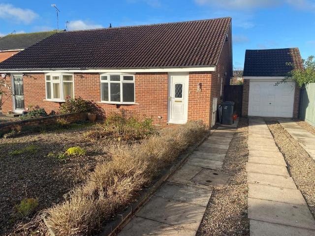 2 bedroom semi detached house for sale