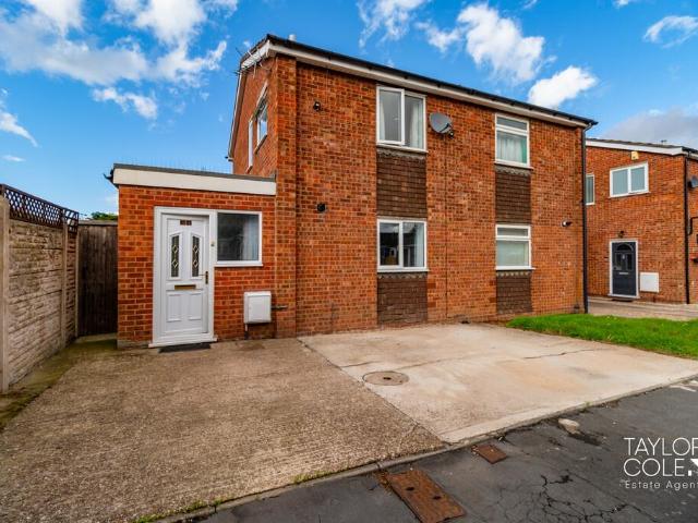 2 bedroom semi detached house for sale