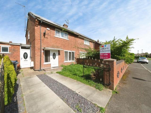 2 bedroom semi detached house for sale