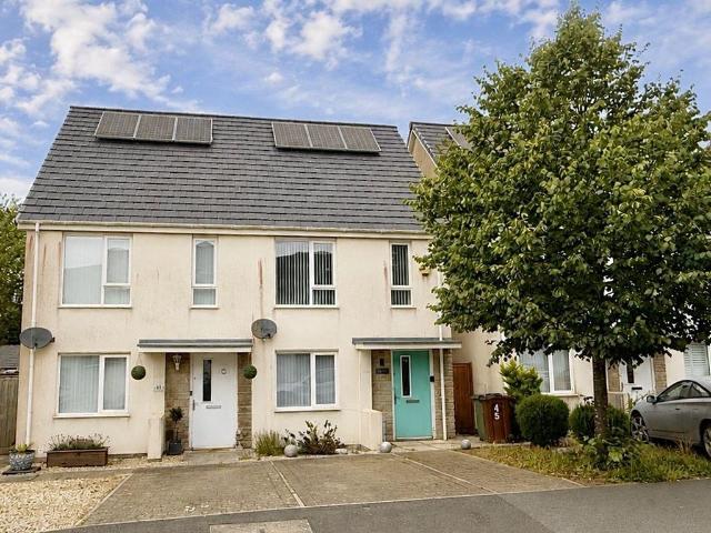 2 bedroom semi detached house for sale
