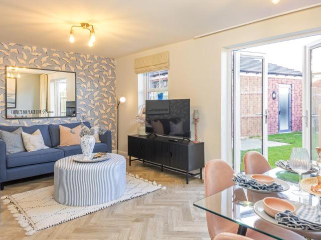 2 bedroom semi detached house for sale