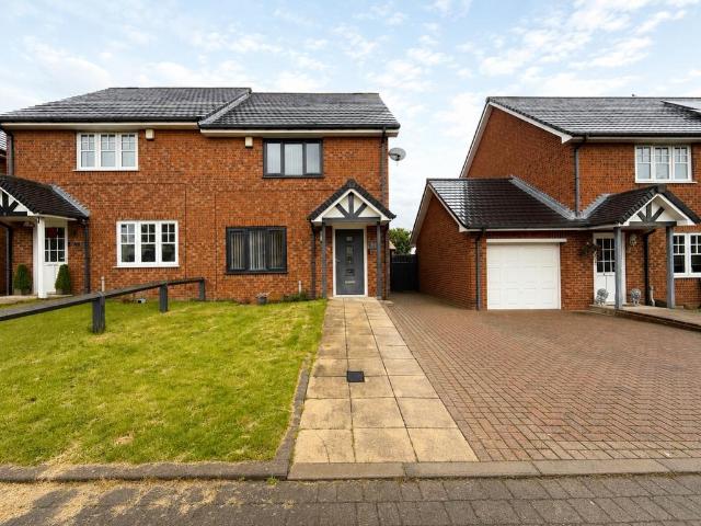 2 bedroom semi detached house for sale
