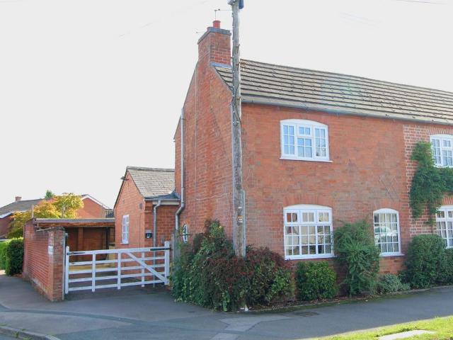 2 bedroom semi detached house for sale