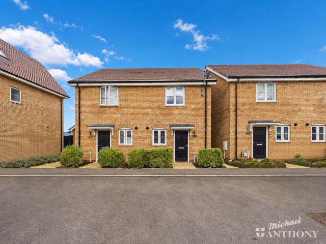 2 bedroom semi detached house for sale
