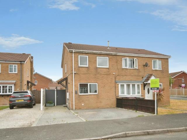 2 bedroom semi detached house for sale