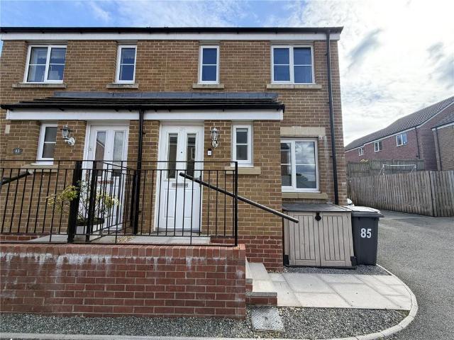 2 bedroom semi detached house for sale