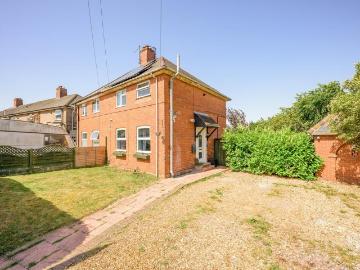 2 bedroom semi detached house for sale