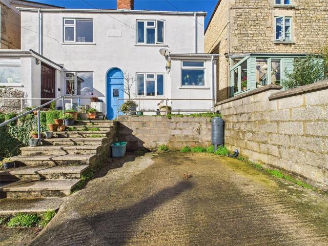 2 bedroom semi detached house for sale