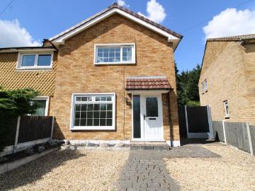 2 bedroom semi detached house for sale