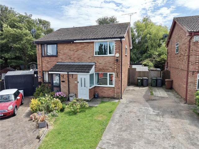 2 bedroom semi detached house for sale