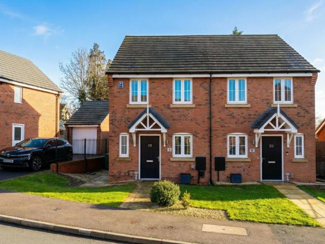 2 bedroom semi detached house for sale