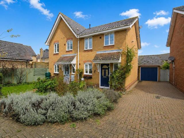2 bedroom semi detached house for sale