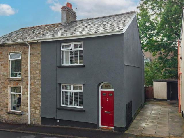 2 bedroom semi detached house for sale