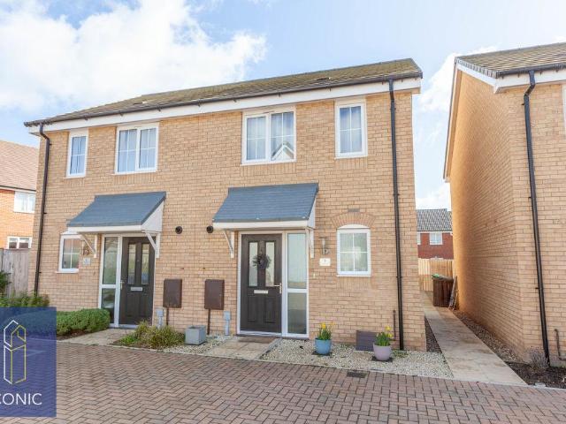2 bedroom semi detached house for sale