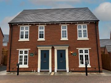 2 bedroom semi detached house for sale