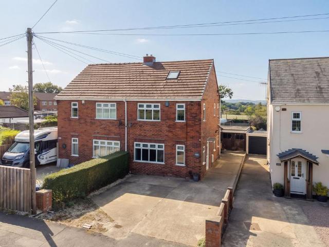 2 bedroom semi detached house for sale