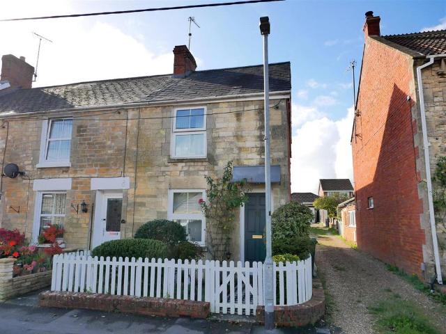 2 bedroom semi detached house for sale