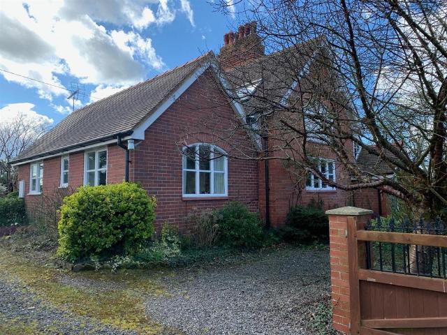 2 bedroom semi detached house for sale