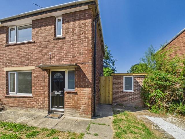 2 bedroom semi detached house for sale
