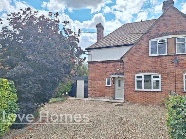 2 bedroom semi detached house for sale