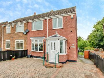 2 bedroom semi detached house for sale