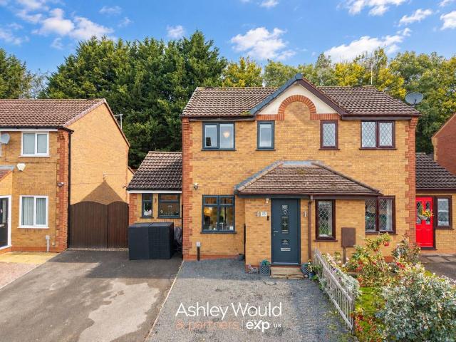 2 bedroom semi detached house for sale