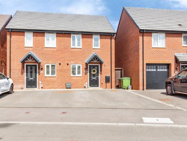 2 bedroom semi detached house for sale