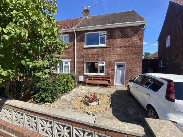 2 bedroom semi detached house for sale
