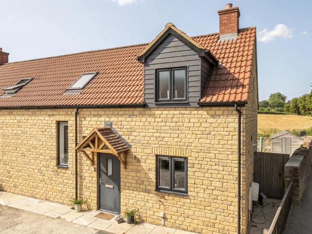 2 bedroom semi detached house for sale