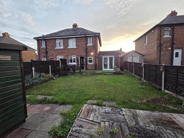 2 bedroom semi detached house for sale