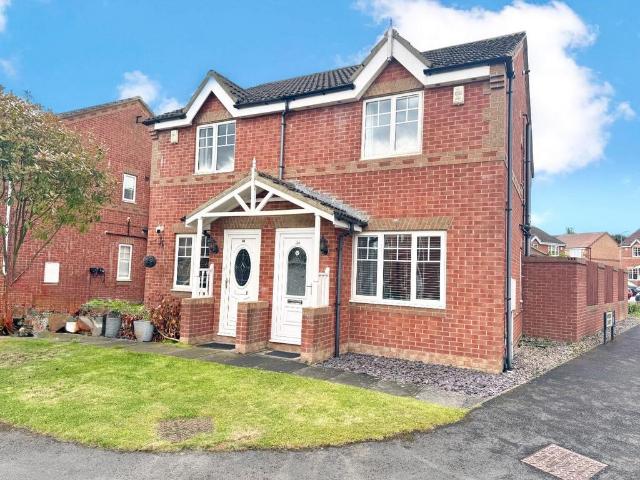 2 bedroom semi detached house for sale