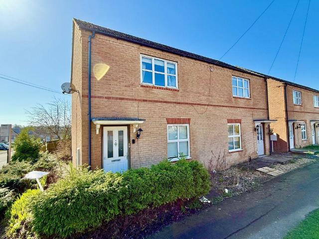 2 bedroom semi detached house for sale
