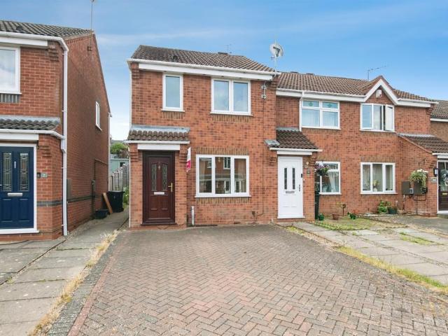 2 bedroom semi detached house for sale