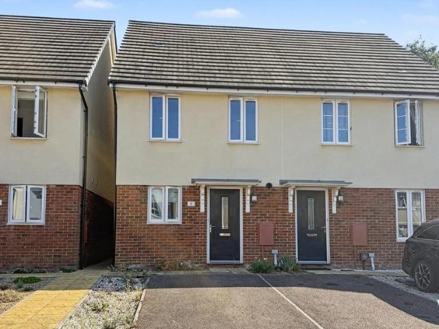 2 bedroom semi detached house for sale
