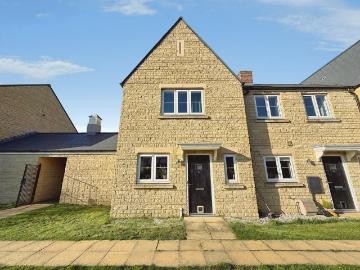 2 bedroom semi detached house for sale