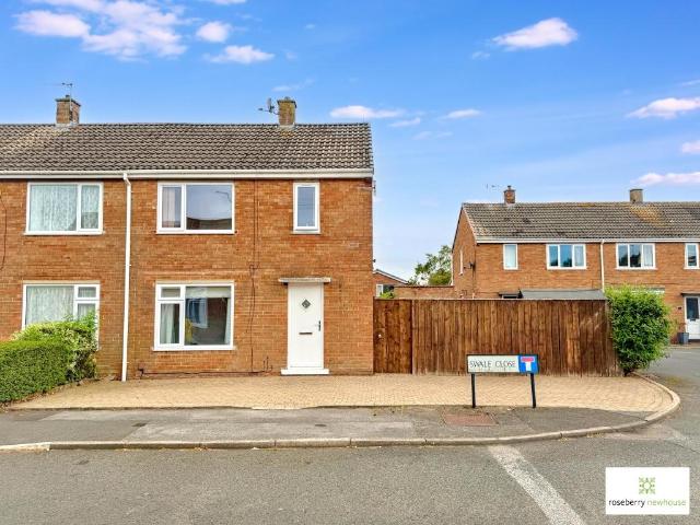 2 bedroom semi detached house for sale